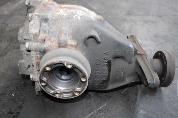 PONT ARRIERE BMW SERIE 5 E60 520D - Vue 3